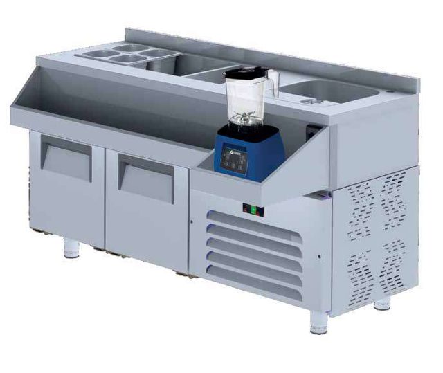Cocktail Preparation Counter